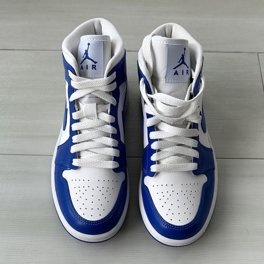 NEW Air Jordan Mid 1 Hyper Royal White, Size WMNS 5.5